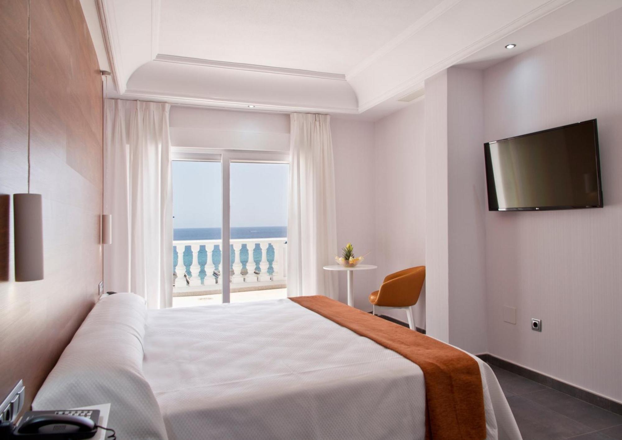 Hotel Los Delfines La Manga del Mar Menor Exterior photo
